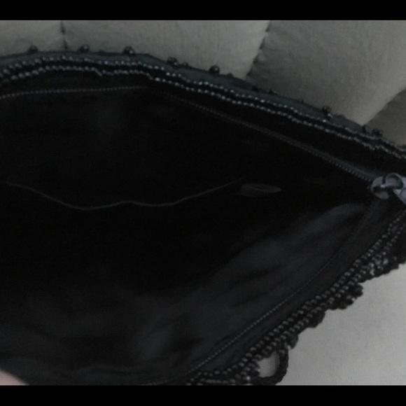 LADIES BLACK BEADED CROSSBODY EVENING BAG - Picture 4 of 4